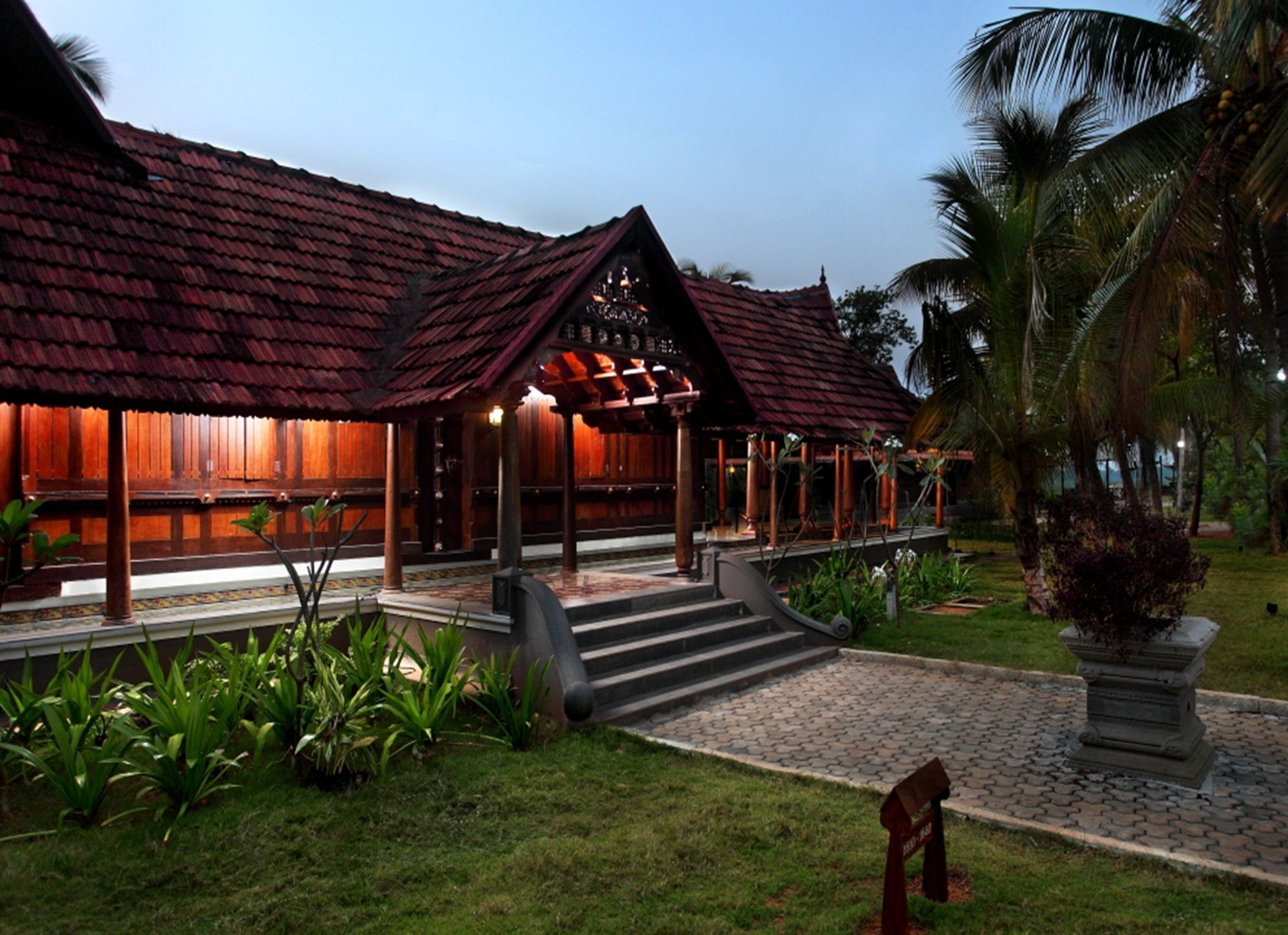 Vasundhara Sarovar Premiere Alappuzha Ngoại thất bức ảnh